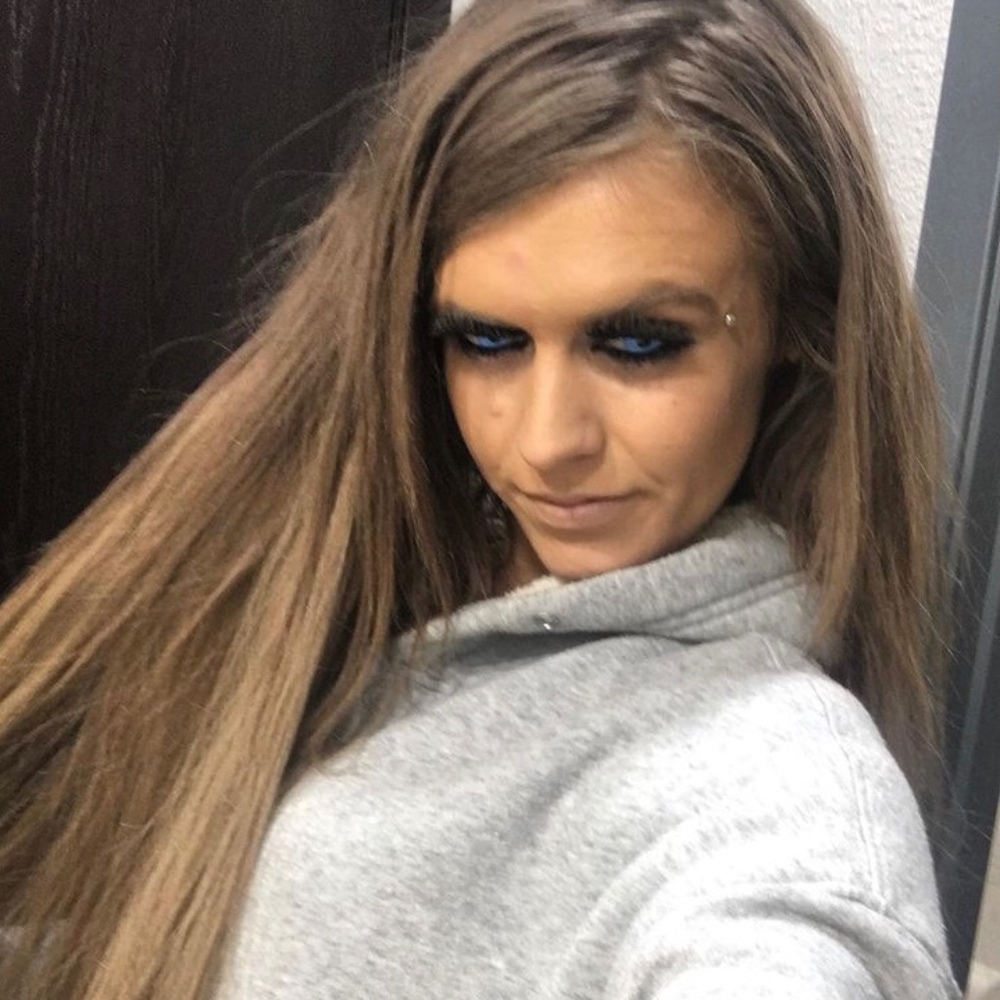 Meet your Posher, Ashley